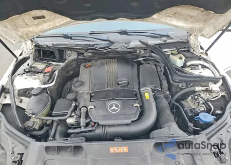 2013 Mercedes-Benz C 250 z USA, uszkodzony, nr VIN WDDGF4HB3DR288016